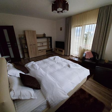 Apartament Matei Brašov Exteriér fotografie